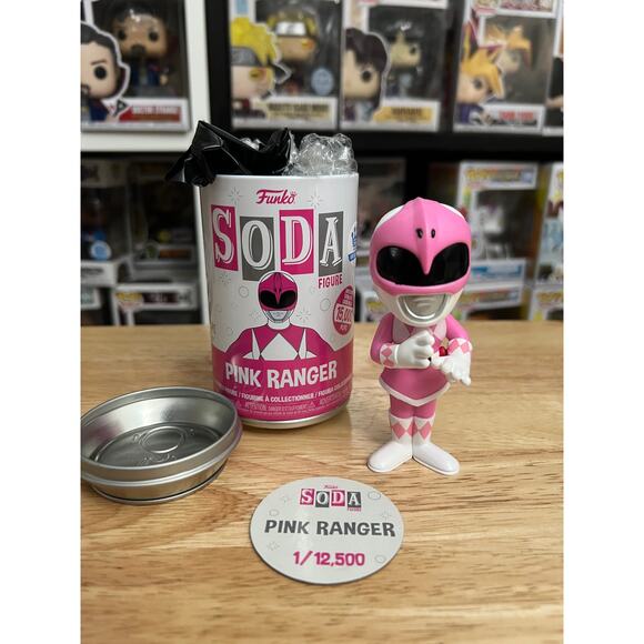 EXCLUSIVE LE Pink Ranger Funko Soda Power Rangers Shop Collectible Limited LE - Picture 1 of 2